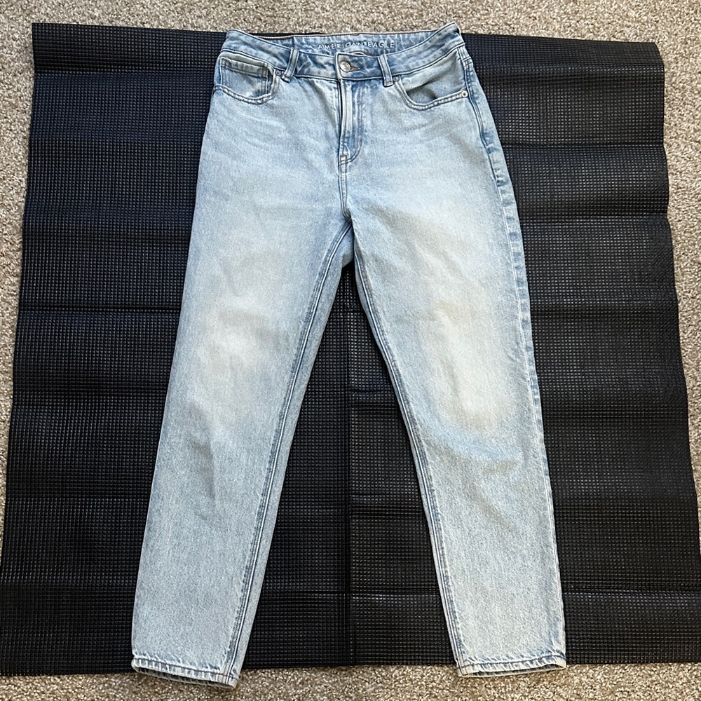 American Eagle Light Blue Denim Jeans